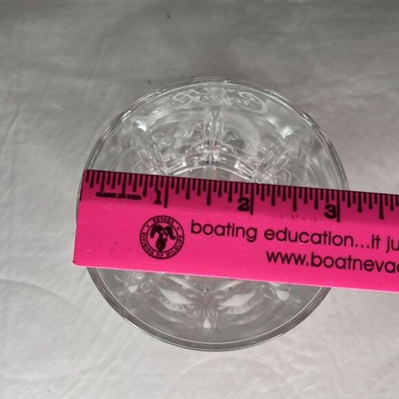 Crown Royal Crystal Glass 10 Oz Bar Cocktail Rock 3 In Round 3 1/2 In Tall Set 2 - Picture 4 of 6